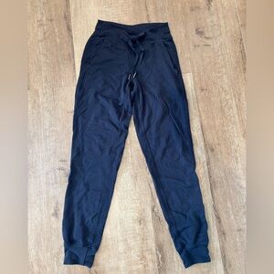Lululemon ready to rulu jogger